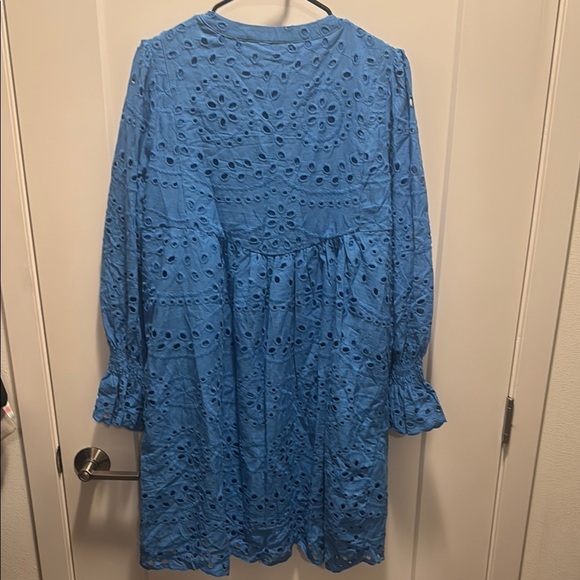 🆕Blue Eyelet Women's Dress. L NWT!!💥💥 - Picture 4 of 8